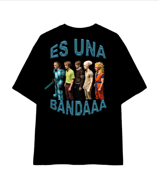 ES UNA BANDAAA